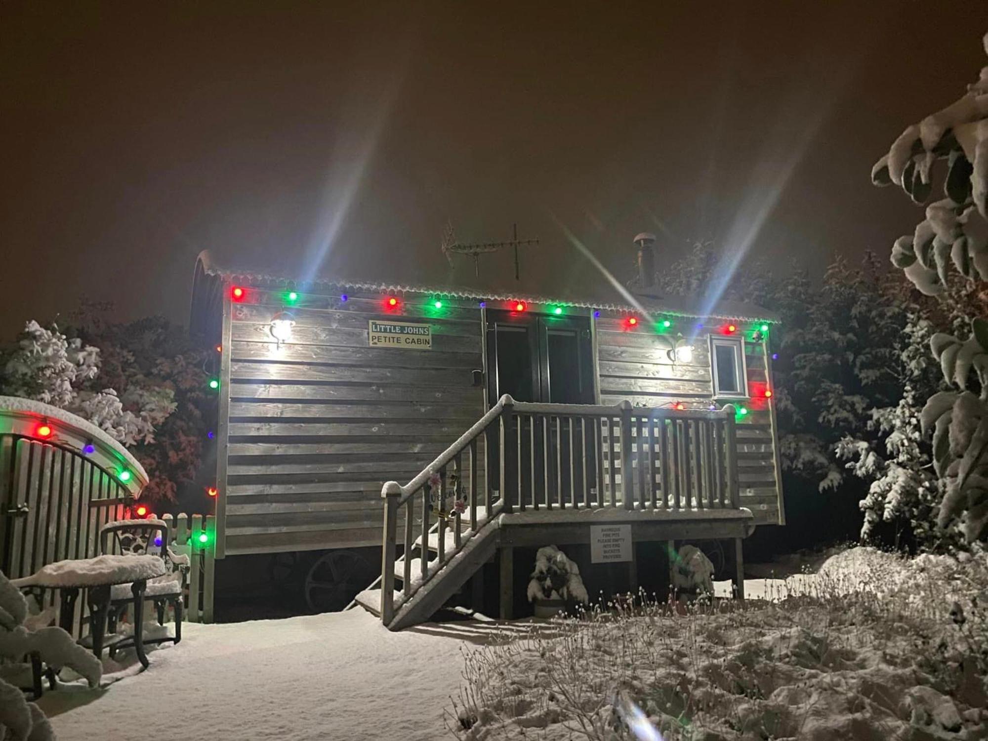 The Little John Petite Cosy Log Cabin - Sleeps 2, Great For Romantic Breaks, Couples, Single Guests, Near Sherwood Forest At Fairview Farm, Nottingham Set In 88 Acres Blidworth Exterior foto